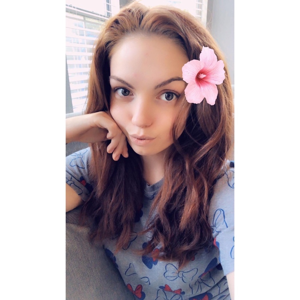 Meet your Posher, Simone